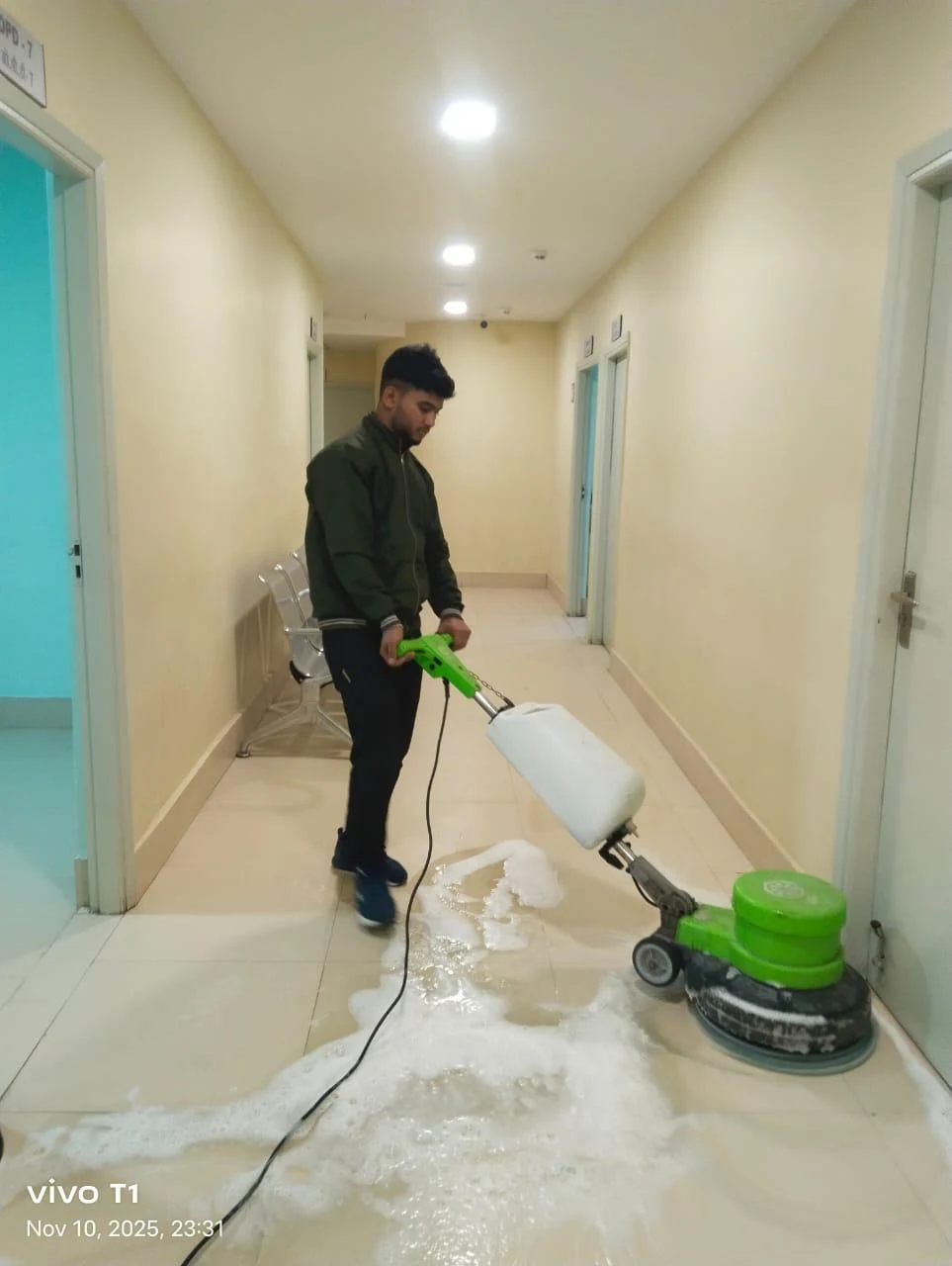 Pinnacle Hospitality - Professional Cleaning Services